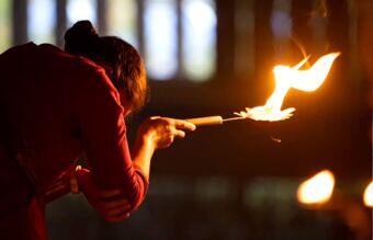 Aarati Lichterritual 